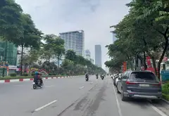 Bán nhà phân lô 5 tầng gần mặt phố Ngô Gia Tự, kinh doanh tốt... Bán nhà riêng tại Việt Hưng, Hà Nội 07