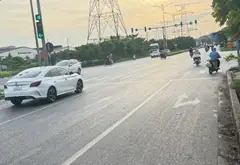 ngã tư cây xăng hoàn sơn - cầu vượt đồng sép DT gần 80m Mt 6m nhà 6 tầng 9 PN có thang máy... Bán nhà mặt phố tại Từ Sơn, Bắc Ninh 04