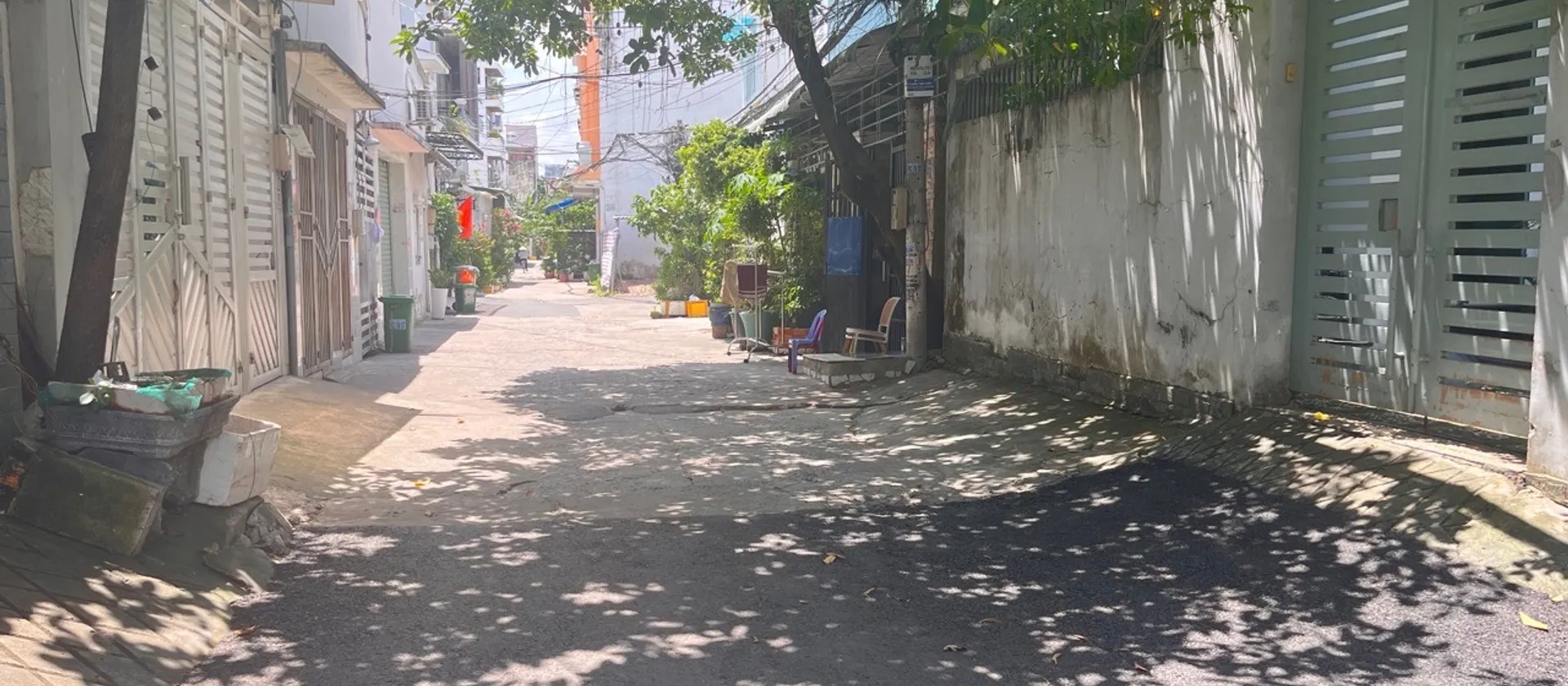 ĐÂT HẺM XE HƠI - THÔNG TỪ HẺM DƯƠNG CÁT LỢI QUA HUỲNH THỊ ĐỒNG. 521... Bán đất tại Nhà Bè, Hồ Chí Minh 01