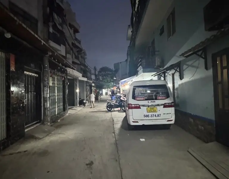Bán nhà riêng 93m² khu phân lô quận 6 giáp Tân Phú và quận 11... Bán nhà riêng tại Bình Trị Đông, Hồ Chí Minh 01