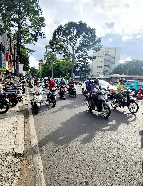 Nhà 5 tầng Quận 10 giá đẹp cho chủ mới... Bán owner_side tại Hòa Hưng, Hồ Chí Minh 01