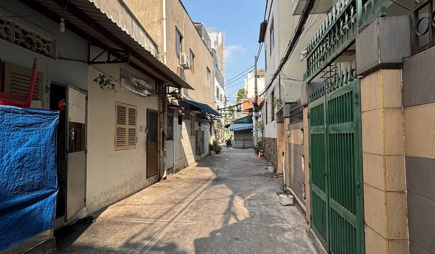 Bán nhà 4 tầng, 4 phòng ngủ, hẻm xe tải Trường Chinh, Tân Bình... Bán nhà riêng tại Tân Bình, Hồ Chí Minh 01