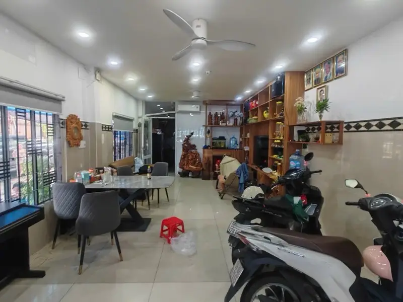 Nhà góc 2 mặt tiền Cao Thắng - 10 phòng CHDV, thu nhập 60 triệu/tháng... Bán nhà riêng tại Hòa Hưng, Hồ Chí Minh 01