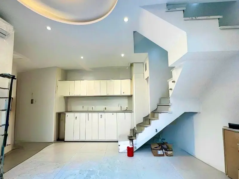 Quận 7 - Huỳnh Tấn Phát - 3 tầng - full nội thất - 💰 4,75 tỷ TL... Bán nhà riêng tại Phú Thuận, Hồ Chí Minh 01