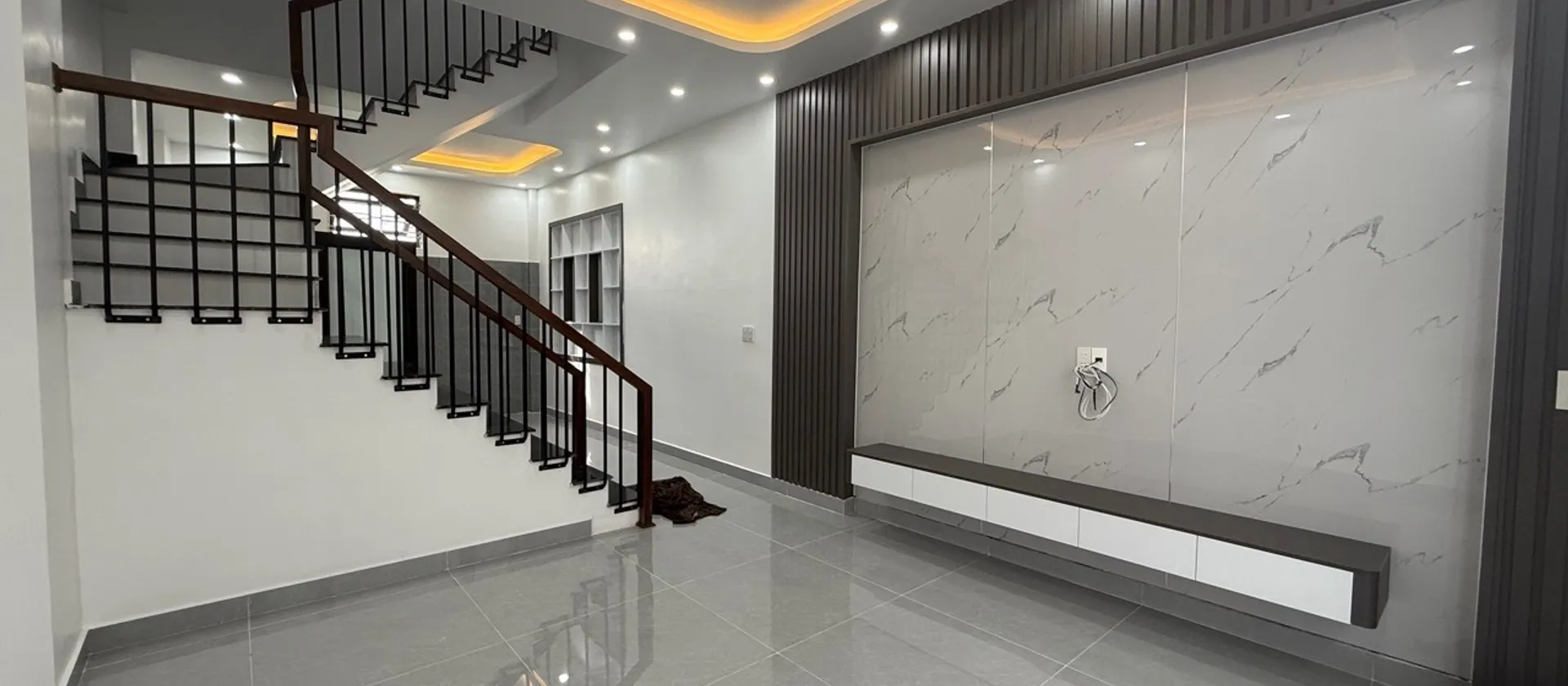 Cơ hội sở hữu nhà 3 tầng thiết kế thông minh tại Hưng Đạo, Hải Phòng... Bán nhà riêng tại Hưng Đạo, Hải Phòng 01