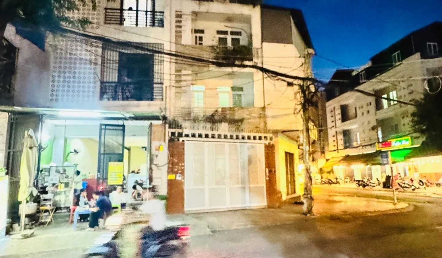 Bán nhà mặt phố tại KDC Him Lam, diện tích 120,7m2, 5 tầng, mặt tiền 5,3m... Bán nhà mặt phố tại Bình Hưng, Hồ Chí Minh 01