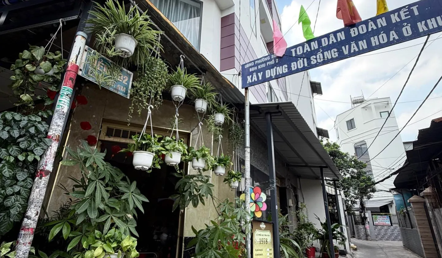 Nhà Mặt Phố Tân Phú, 3 Tầng, Ô Tô Đậu, Giá Cực Sốc... Bán nhà mặt phố tại Tân Sơn Nhì, Hồ Chí Minh 01