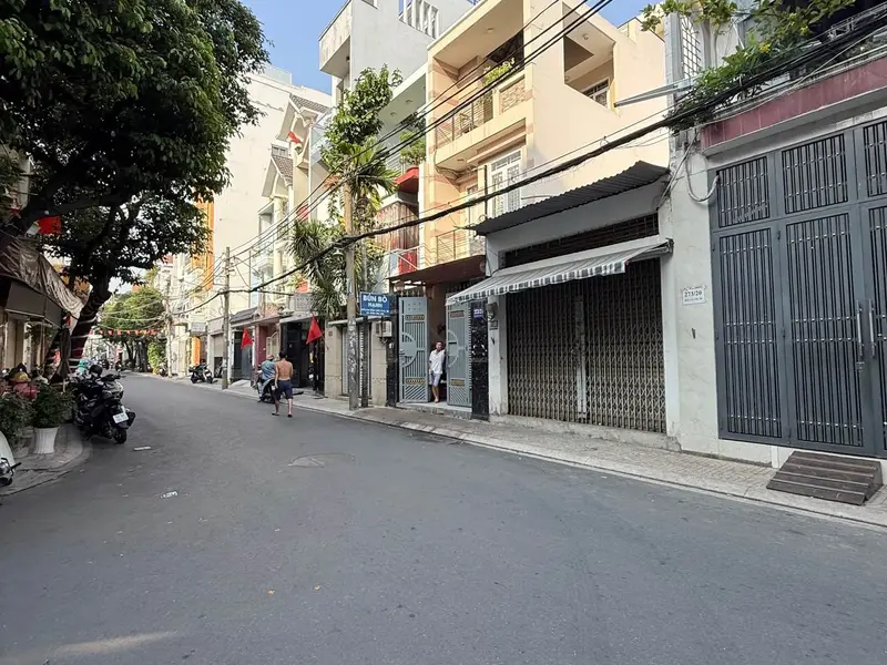 Nhà 1 tầng 172m2 tại Bàu Cát, 2 mặt hẻm ô tô tránh, giá 28.5 tỷ... Bán nhà riêng tại Bảy Hiền, Hồ Chí Minh 01