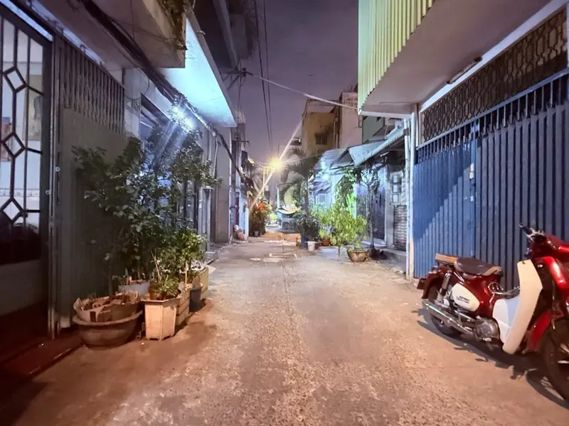 Nhà mặt ngõ xe hơi vào thoải mái, Lãnh Binh Thăng giá hợp lý... Bán nhà riêng tại Phú Thọ, Hồ Chí Minh 01