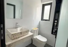 Nhà mặt phố kinh doanh sầm uất tại Quận 5 giá hấp dẫn... Bán nhà mặt phố tại Chợ Lớn, Hồ Chí Minh 10