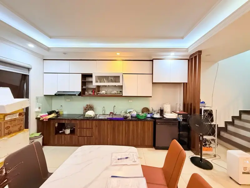 Nhà phân lô 6 tầng mới, nội thất đầy đủ tại quận trung tâm... Bán nhà riêng tại Tây Hồ, Hà Nội 01