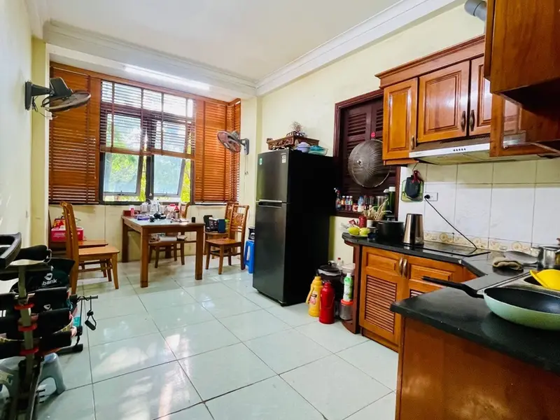 Nhà mặt phố Kim Giang, cơ hội kinh doanh đỉnh cao, sổ đỏ chính chủ... Bán nhà mặt phố tại Khương Đình, Hà Nội 01
