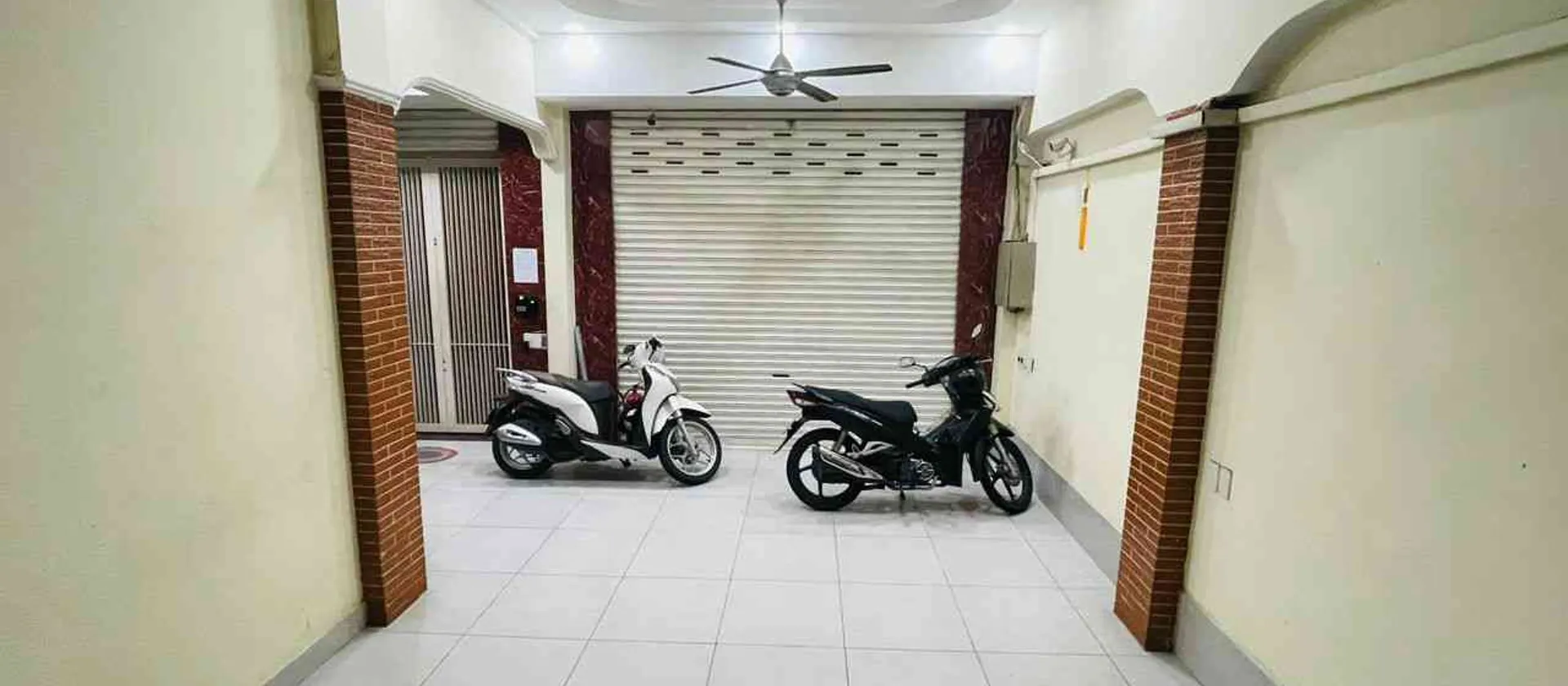 Nhà mặt phố 4 tầng 8PN giá 22.5 tỷ, gần chợ An Dương Vương... Bán nhà mặt phố tại Bình Phú, Hồ Chí Minh 01