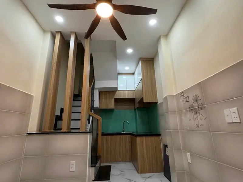 Nhà mới đẹp, hẻm xe hơi, gần mặt tiền Thích Quảng Đức... Bán nhà riêng tại Đức Nhuận, Hồ Chí Minh 01