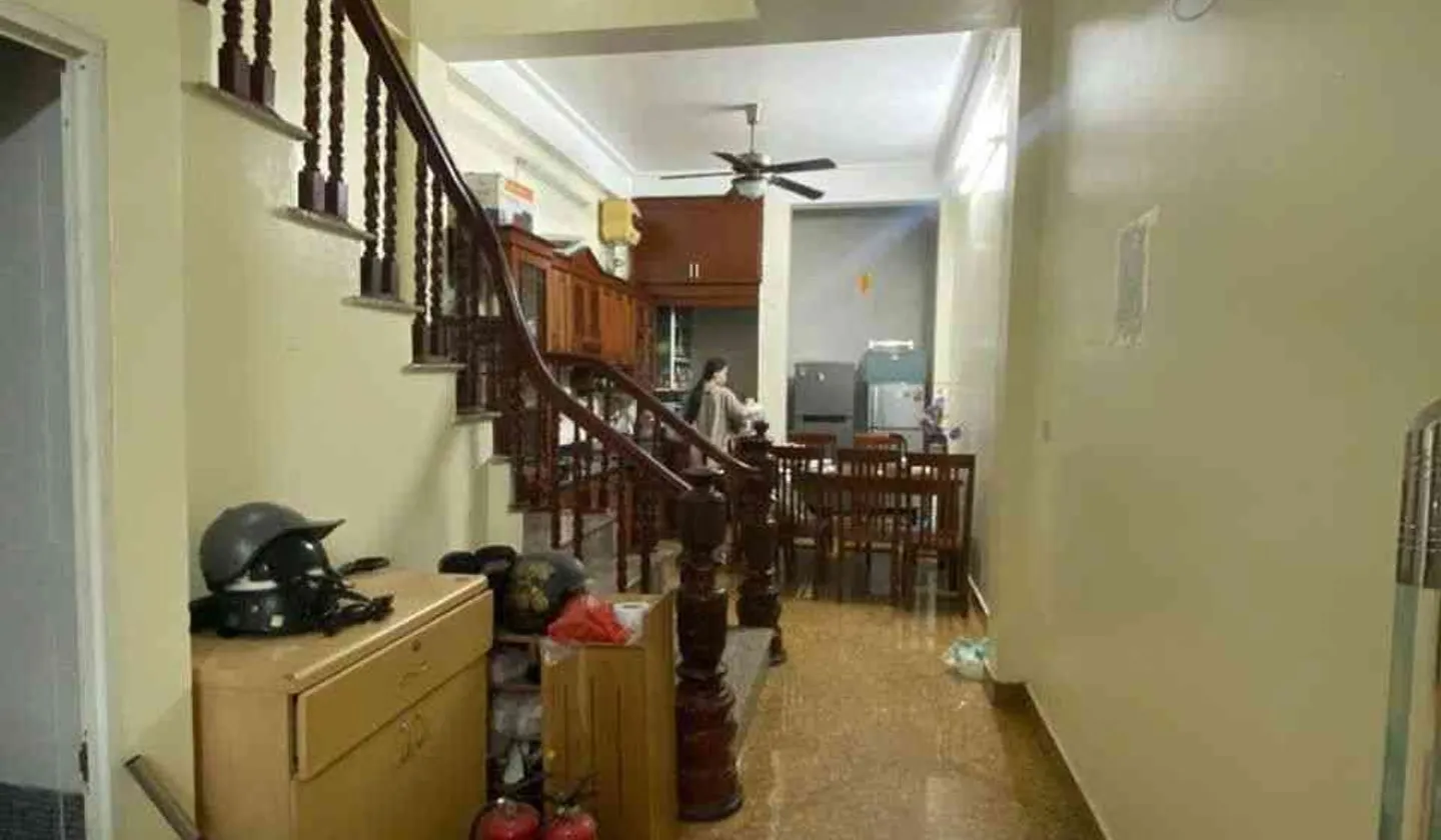 Bán nhà riêng 4 tầng diện tích 49m² tại khu vực Kim Ngưu, pháp lý sổ đỏ chính chủ nhỉnh 10 tỷ... Bán nhà riêng tại Vĩnh Tuy, Hà Nội 01