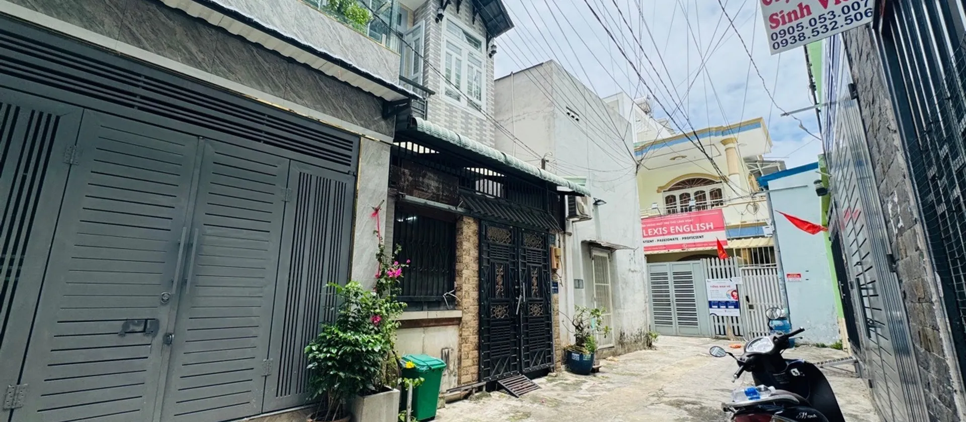 Nhà Đẹp Linh Xuân, 2 Căn Trên Một Mảnh Đất, Tiện Nghi Đầy Đủ... Bán nhà riêng tại Linh Xuân, Hồ Chí Minh 01