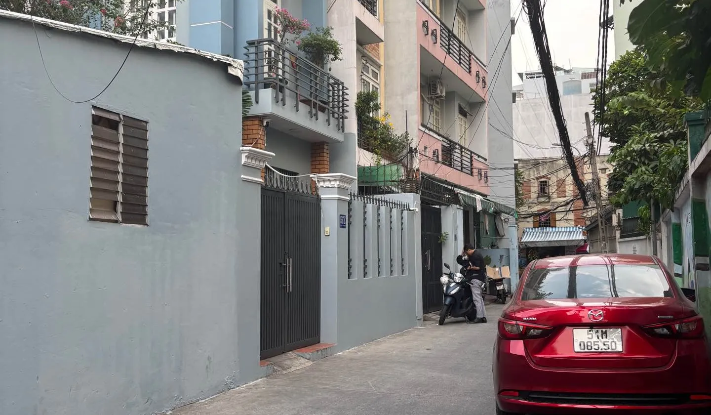 Bán nhà 4 tầng 60.7m2 quận 10, giảm giá còn 13.5 tỷ... Bán nhà riêng tại Hòa Hưng, Hồ Chí Minh 01