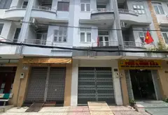 Bán nhà mặt phố 4 tầng, 5 phòng ngủ, view công viên tại Quận 8... Bán nhà mặt phố tại Bình Đông, Hồ Chí Minh 01