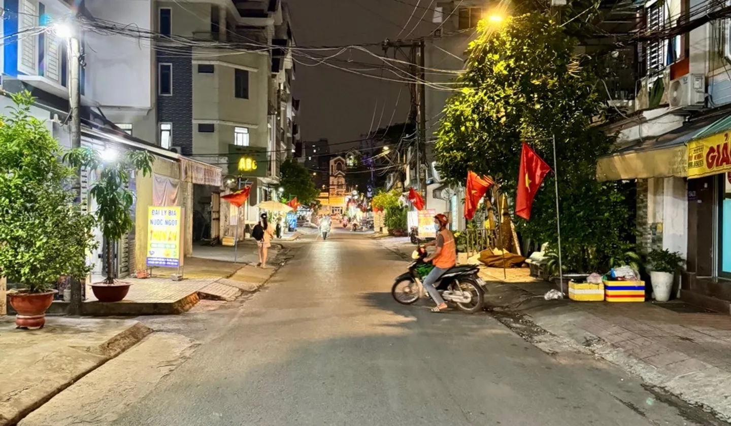Cơ hội hiếm có! Nhà mới 3 tầng hẻm rộng kinh doanh đỉnh tại quận Tân Bình... Bán nhà riêng tại Tân Sơn, Hồ Chí Minh 01