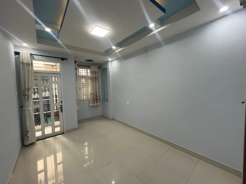 Cơ hội vàng sở hữu nhà mới 4 tầng trung tâm Quận 10 giá cực tốt... Bán nhà riêng tại Diên Hồng, Hồ Chí Minh 01