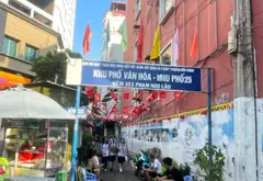 Nhà mới sành điệu gần chợ Bến Thành giá tốt 30-4... Bán nhà riêng tại Bến Thành, Hồ Chí Minh 10