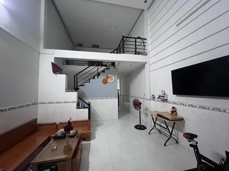 Nhà riêng 2 tầng diện tích rộng tại Long Bình, Quận 9 cũ, giá hấp dẫn... Bán nhà riêng tại Long Bình, Hồ Chí Minh 01
