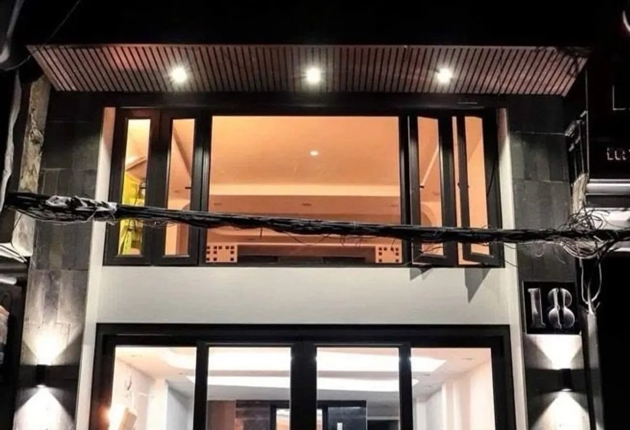 Nhà mặt phố VIP 7 tầng, ô tô tránh, tiện kinh doanh đỉnh tại quận trung tâm... Bán nhà mặt phố tại Yên Hòa, Hà Nội 01