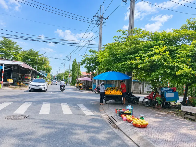 Đất góc đẹp, full nội thất, mặt tiền rộng ngay Xuân Thới Sơn... Bán đất tại Xuân Thới Sơn, Hồ Chí Minh 01