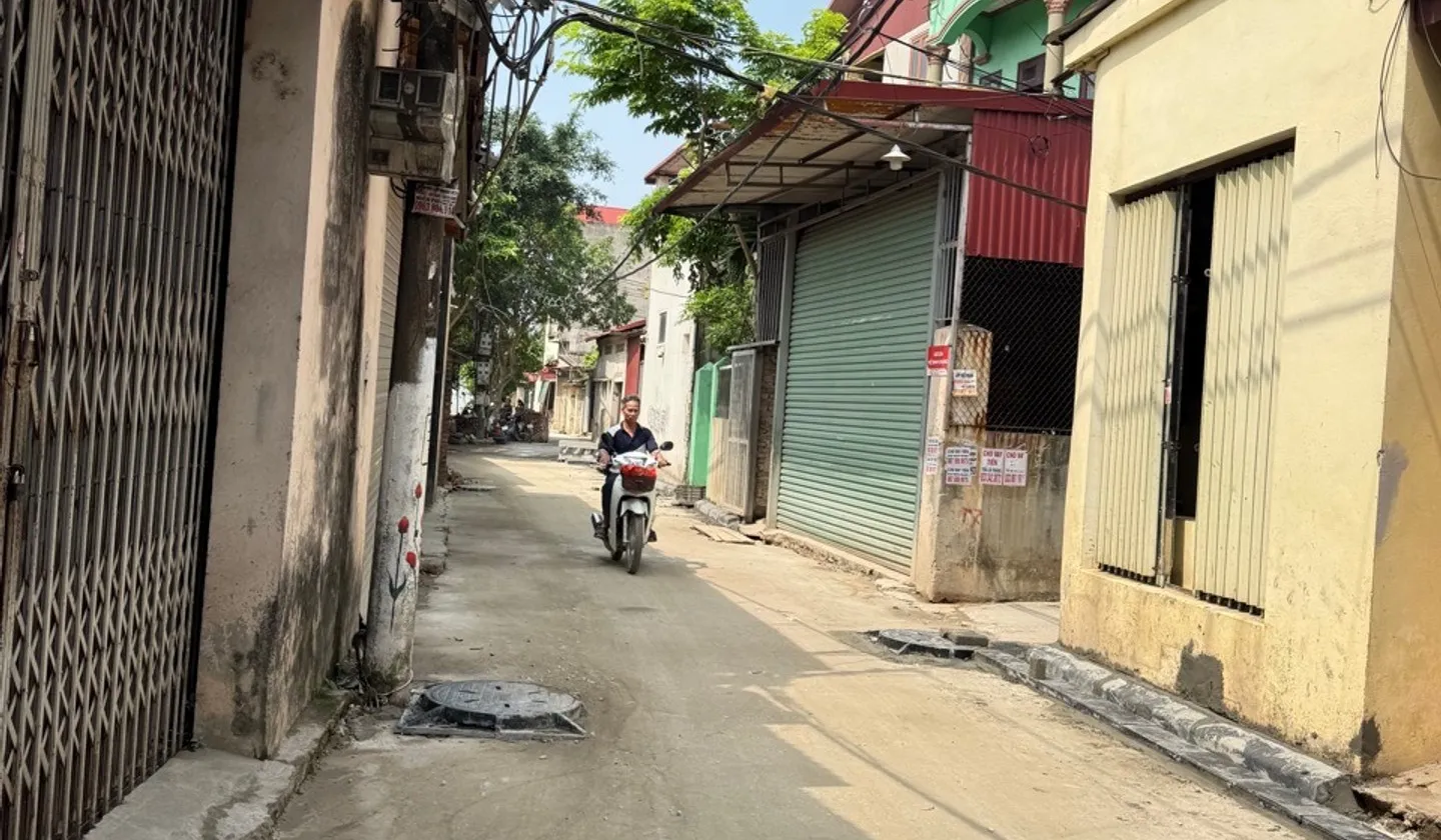 Nhà hiện đại 4 tầng tại Mê Linh - Sống tiện nghi, gần mọi tiện ích... Bán nhà riêng tại Mê Linh, Hà Nội 01