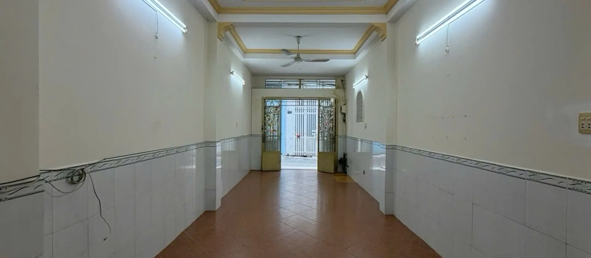 Nhà 3 tầng 42m2 hẻm xe hơi quận Tân Sơn Nhất giá 6.9 tỷ... Bán nhà riêng tại Tân Sơn Nhất, Hồ Chí Minh 01