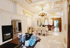 ✨ GIỮA NHỮNG ỒN ÀO SÀI GÒN, CÓ MỘT NƠI CHỈ CẦN TRỞ VỀ LÀ THẤY BÌNH YÊN…

🏡 Biệt thự 325m² • 5 tầng... Bán nhà mặt phố tại Tân Sơn Nhất, Hồ Chí Minh 08
