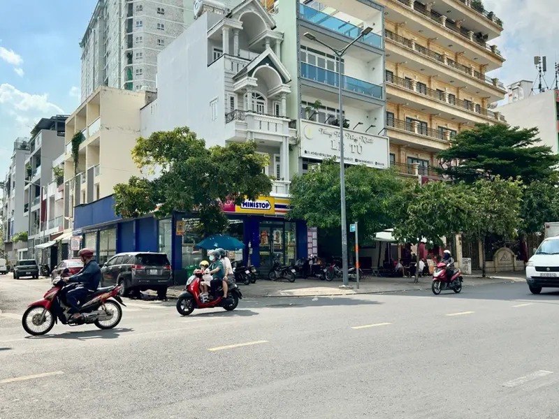 Nhà riêng 2 tầng tại Quận Tân Phú, vị trí gần Đầm Sen, tiện kinh doanh và ở... Bán nhà riêng tại Phú Thạnh, Hồ Chí Minh 01