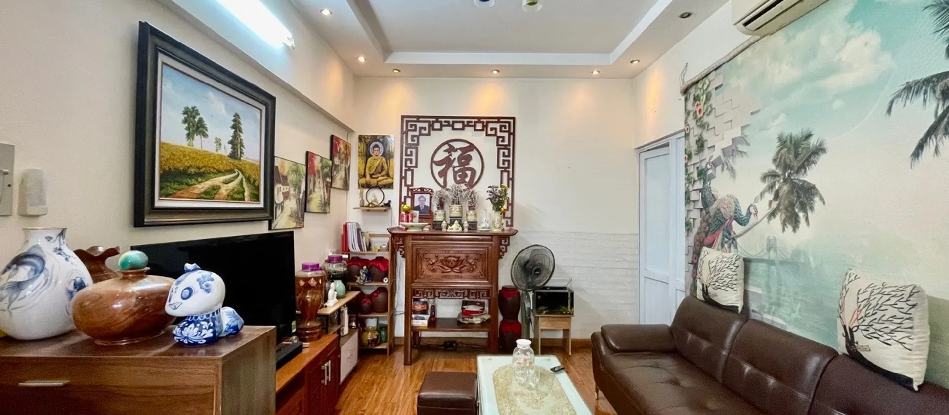 Bán căn hộ 2 phòng ngủ tại Nam Trung Yên, diện tích 62m2, giá 3.95 tỷ đồng... Bán căn hộ chung cư tại Yên Hòa, Hà Nội 01