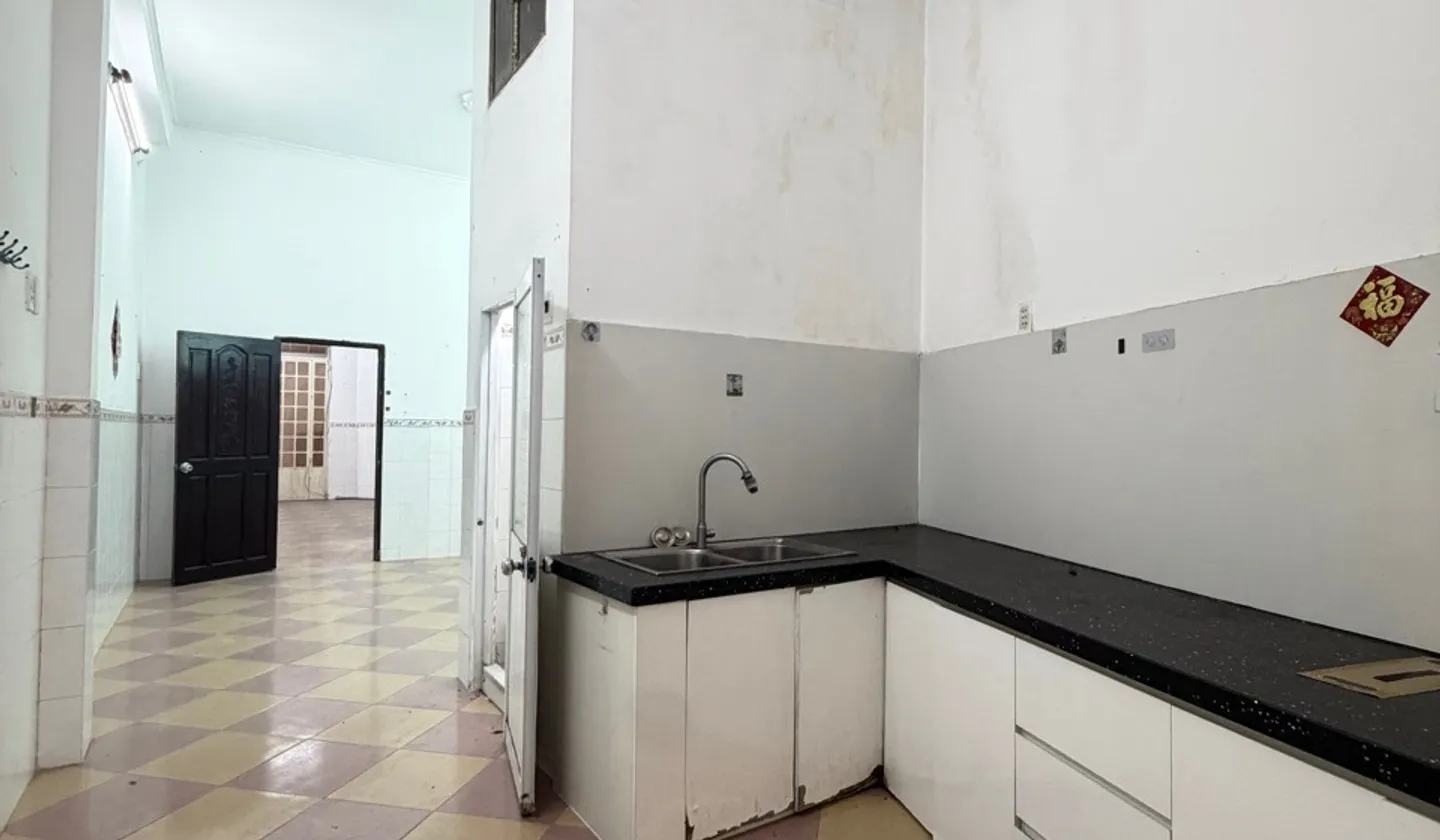 SÁT MẶT TIỀN HẢI THƯỢNG LÃN ÔNG - QUẬN 5 - NHÀ 3 TẦNG BTCT - GẦN 90m2 -THÍCH HỢP Ở HOẶC KINH DOANH... Bán nhà riêng tại Chợ Lớn, Hồ Chí Minh 01