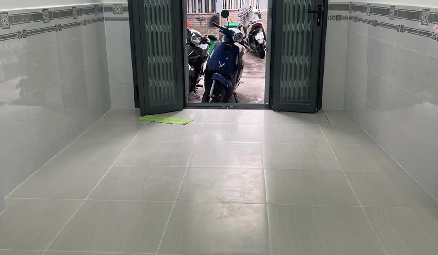 TRỤC TÔN ĐẢN - 2 TẦNG - 2.8 TỶ - NỞ HẬU - SHR... Bán nhà riêng tại Khánh Hội, Hồ Chí Minh 01
