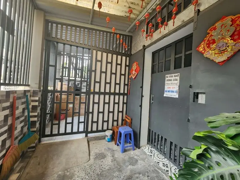 Bán nhà riêng 3 tầng Trung Tâm Quận 8, 132.1 m2, 16 phòng cho thuê... Bán nhà riêng tại Chánh Hưng, Hồ Chí Minh 01