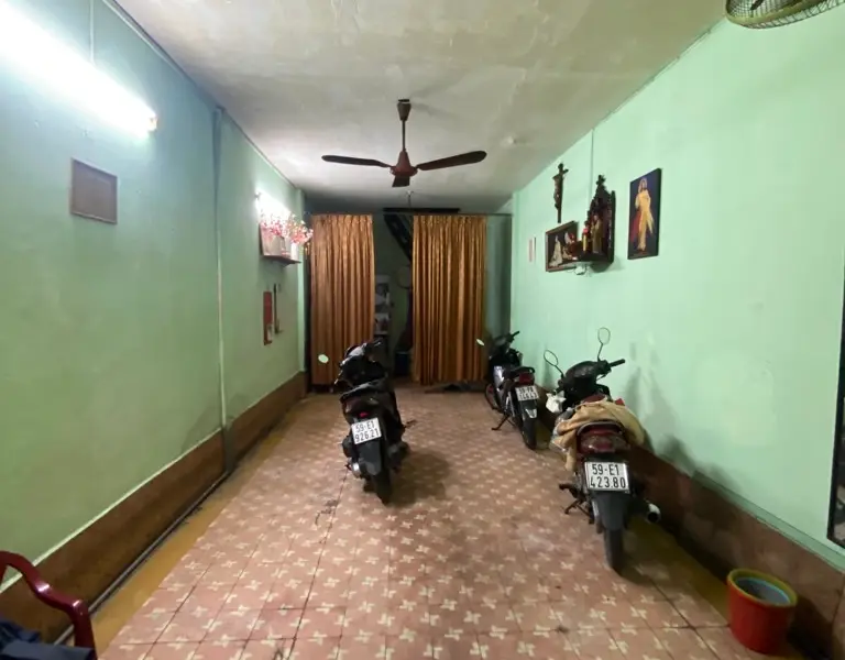 Nhà 2 tầng 3 PN hướng Đông Bắc ở Phú Nhuận giá 9.1 tỷ... Bán nhà riêng tại Phú Nhuận, Hồ Chí Minh 01