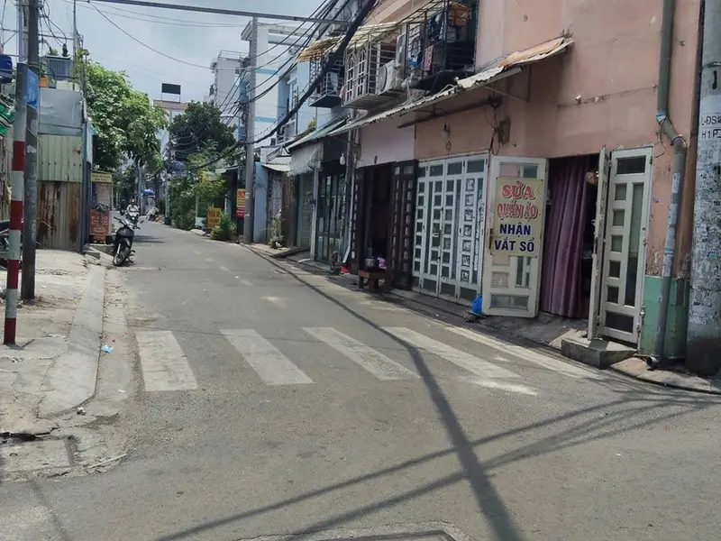 Nhà riêng 3 tầng 4PN, 77m2 tại quận an ninh giá 6.88 tỷ... Bán nhà riêng tại Bình Hưng Hòa, Hồ Chí Minh 01
