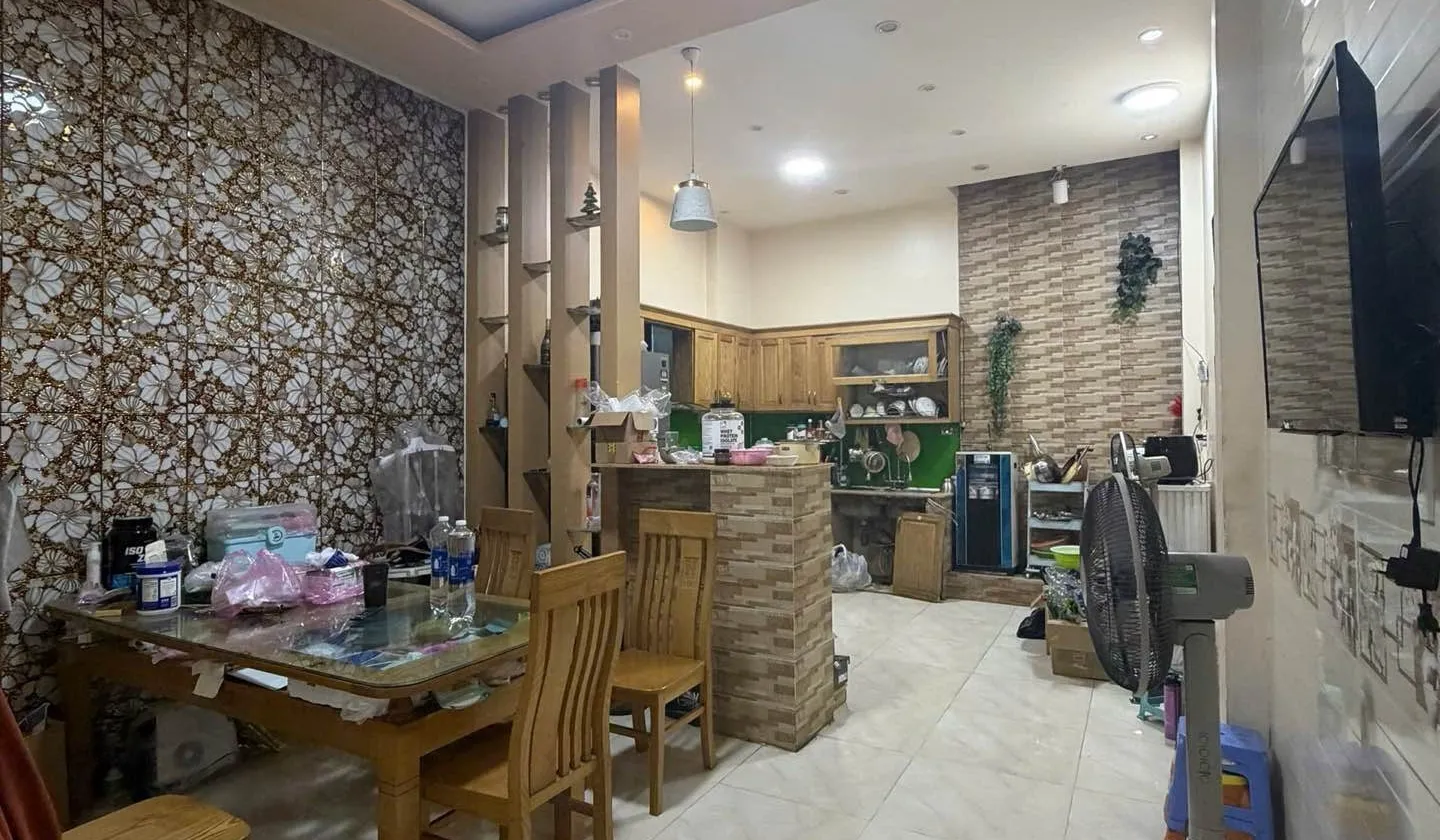 Nhà 73m2 3 tầng 4PN hẻm ô tô 8m sát chợ Tân Phú giảm 1.6 tỷ... Bán nhà riêng tại Tân Sơn Nhì, Hồ Chí Minh 01
