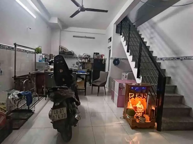 Nhà 2 tầng,2 mặt hẻm xe ô tô 4m, Hùynh Tấn Phát Quận 7,DTSD 51m2... Bán nhà riêng tại Phú Thuận, Hồ Chí Minh 01