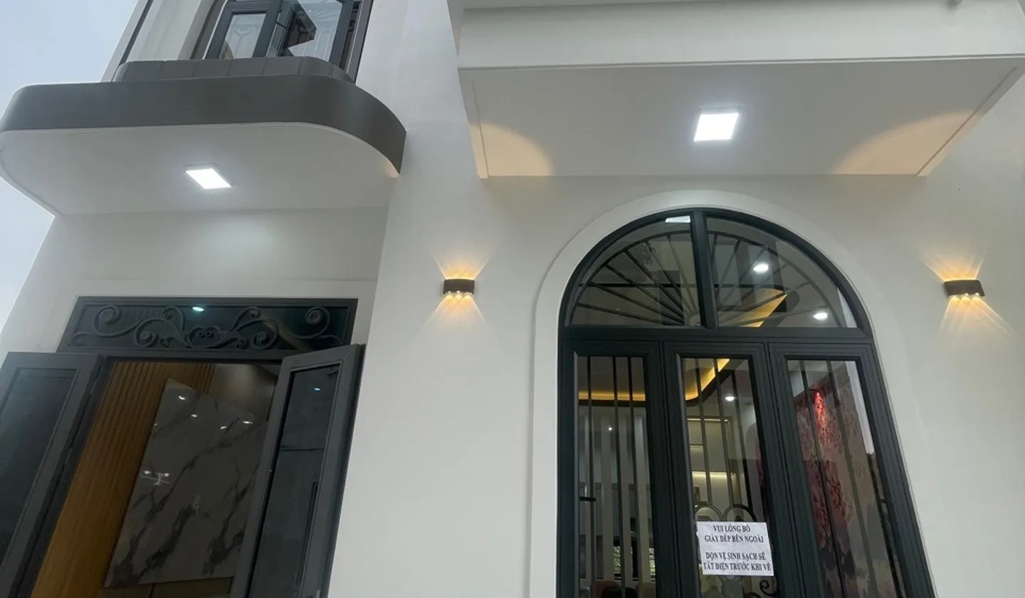 🚨 BẮT ĐÁY NHÀ ĐẸP – HƠN 1 TỶ ĐÃ CÓ NHÀ RIÊNG! 🔥🏡

😱 50M² – 2 TẦNG – Ô TÔ ĐỖ CỬA! 🚗
🎁 FULL NỘI... Bán nhà riêng tại An Dương, Hải Phòng 01