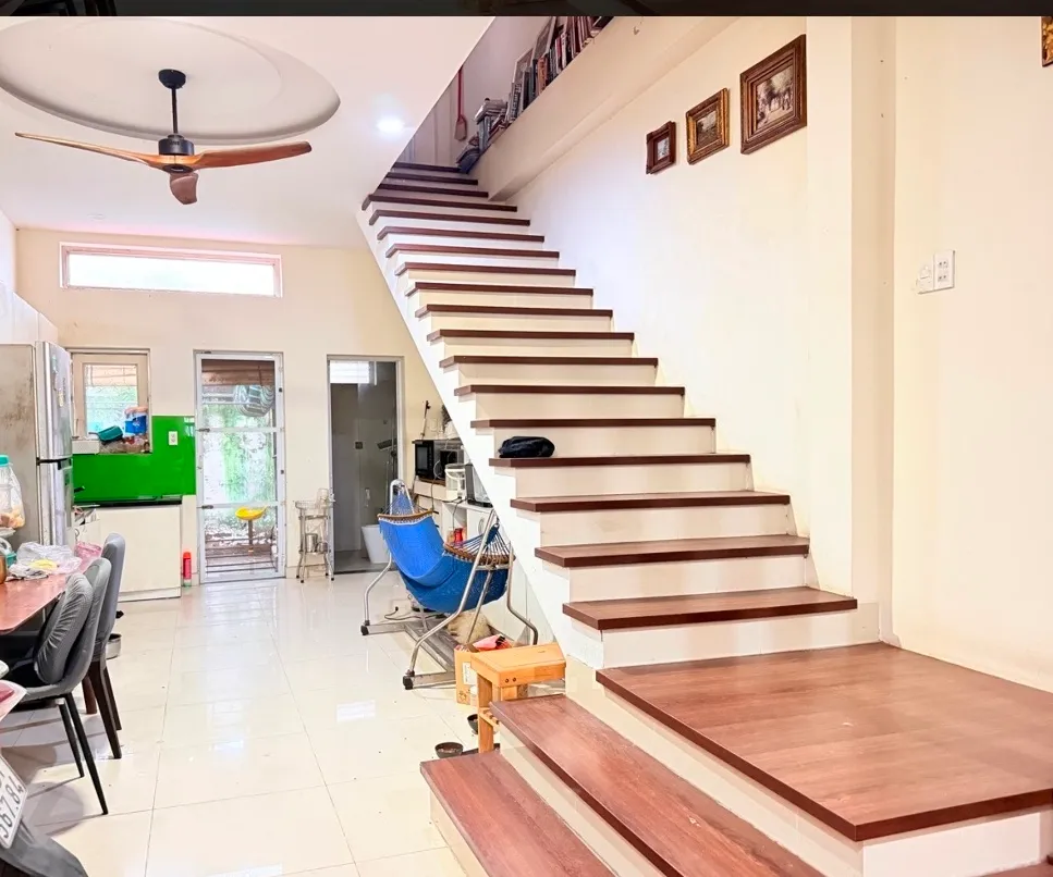 NHÀ NGON TẠI TRUNG TÂM Q2, DIỆN TÍCH LỚN, NGANG 5M6... Bán nhà mặt phố tại Bình Trưng, Hồ Chí Minh 01