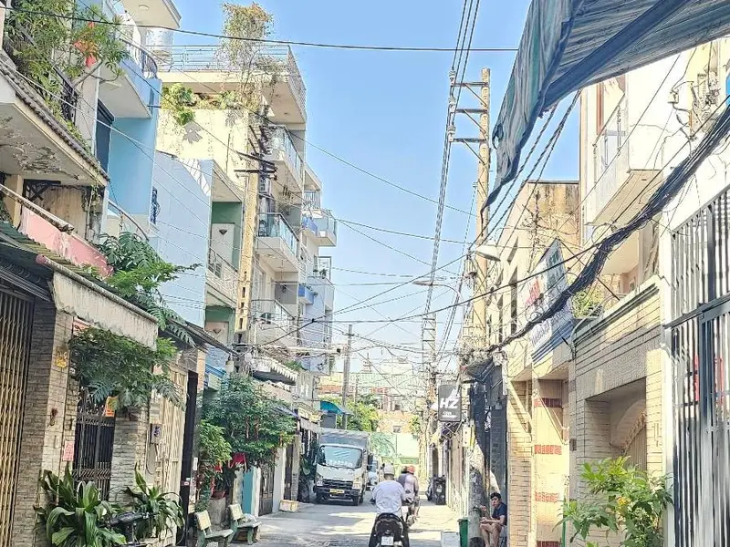 Bán nhà riêng 2 tầng gần chợ Bình Tây quận 6 giá 9.99 tỷ... Bán nhà riêng tại Bình Tây, Hồ Chí Minh 01