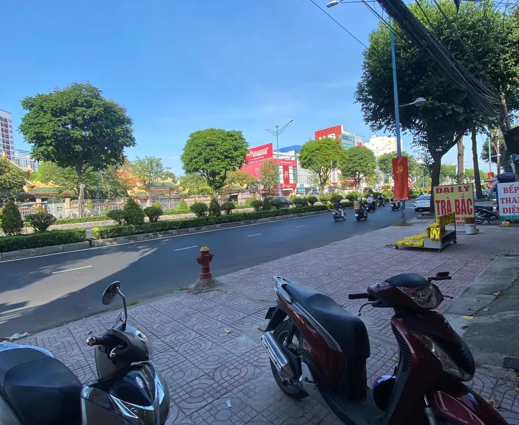 Nhà mặt phố Trường Chinh 74m2 giá 12.6 tỷ - Cơ hội sở hữu hiếm có ngay Quận 12... Bán nhà mặt phố tại Đông Hưng Thuận, Hồ Chí Minh 01