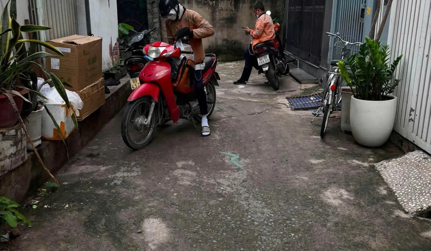 Bán nhà 3 tầng mặt tiền rộng tại quận 7, thuận tiện kinh doanh... Bán nhà riêng tại Tân Phú, Hồ Chí Minh 01