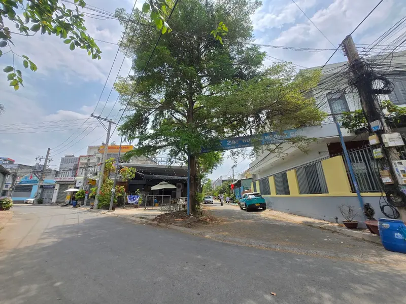 Nhà 2 tầng đường Hoàng cầm-Đông Hoà... Bán nhà mặt phố tại Đông Hòa, Hồ Chí Minh 01