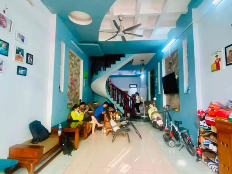 🚨 CHỦ CẦN BÁN GẤP – HẺM ÔTÔ 10M, NHÀ 4 TẦNG
🔥 GIÁ 8.8 TỶ 🚨
🏡 64m² | 3 lầu + sân thượng... Bán nhà riêng tại Tân Sơn, Hồ Chí Minh 01