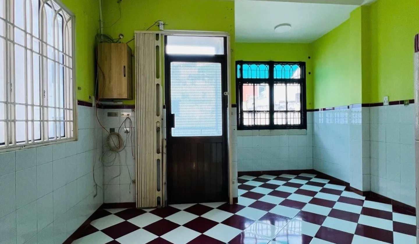 Bán nhà 5 tầng góc hẻm xe hơi Quận 5 diện tích 33.8m2 giá 14ty x... Bán nhà riêng tại An Đông, Hồ Chí Minh 01