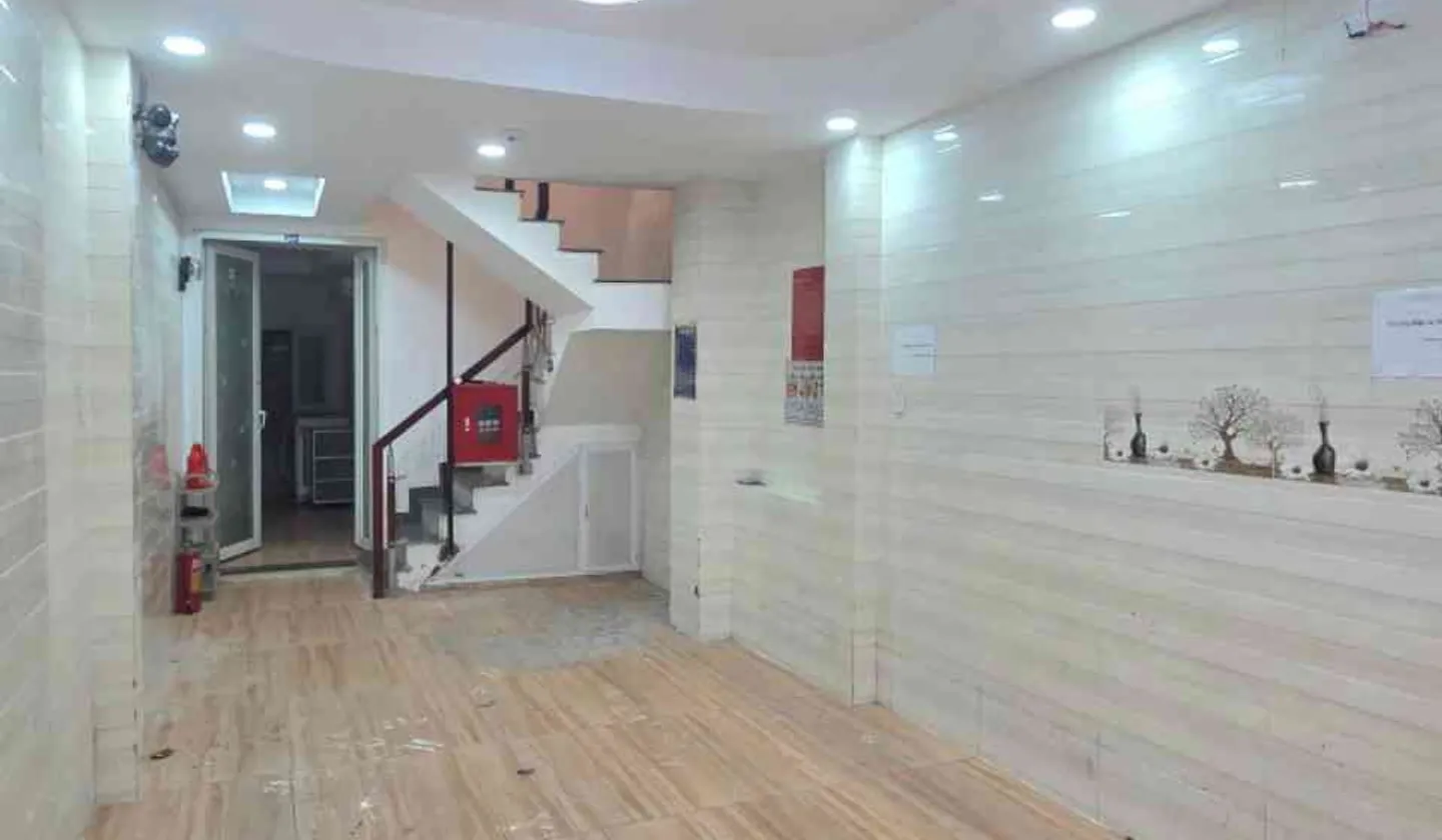 Nhà 5 Tầng CHDV 9 Phòng Thu Nhập 45 Triệu/Tháng Trung Tâm Quận 3... Bán nhà riêng tại Xuân Hòa, Hồ Chí Minh 01
