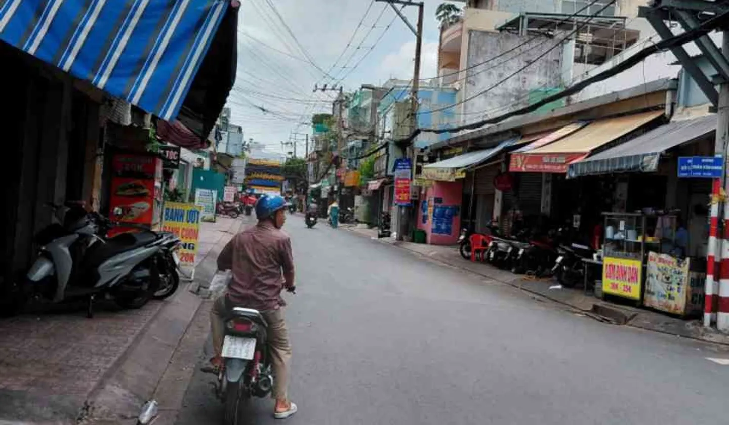 Cơ hội sở hữu đất nền Lạc Long Quân giá dưới 100 triệu/m2 siêu hiếm... Bán đất tại Bảy Hiền, Hồ Chí Minh 01